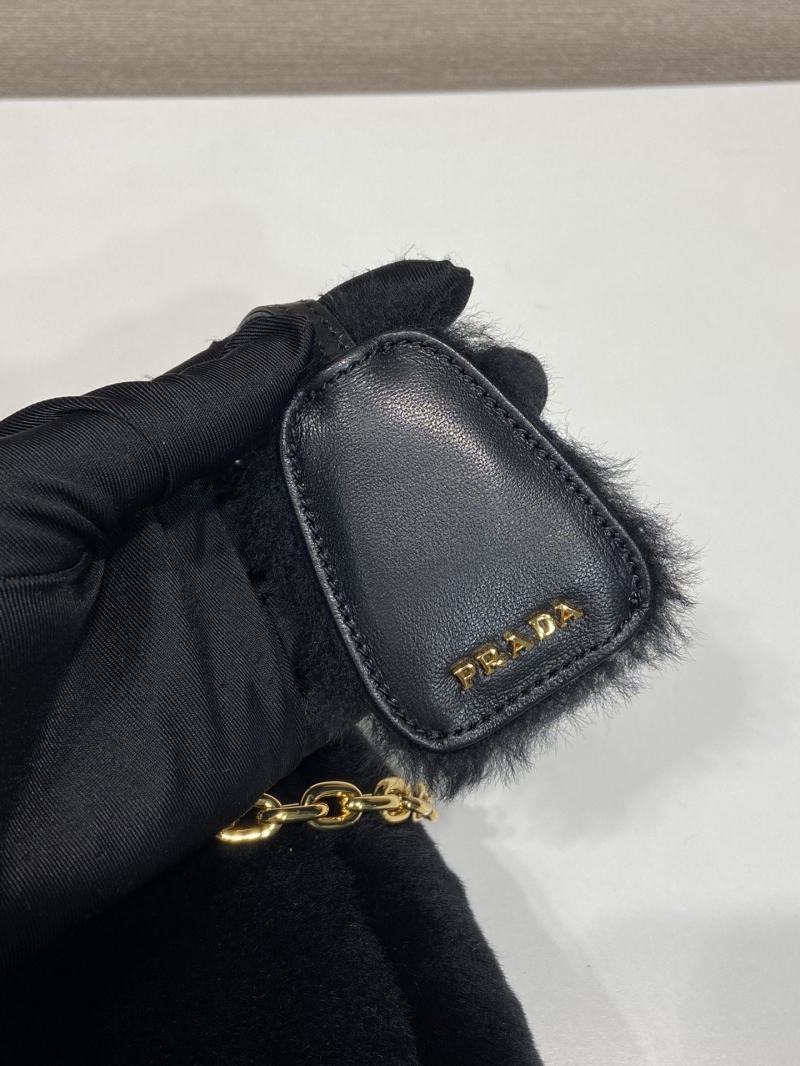 Pra*a hobo bags